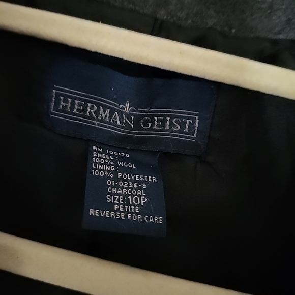 Herman Geist vtg Woman's Size 10P wool charcoal gray lined coat grunge look - Picture 2 of 8